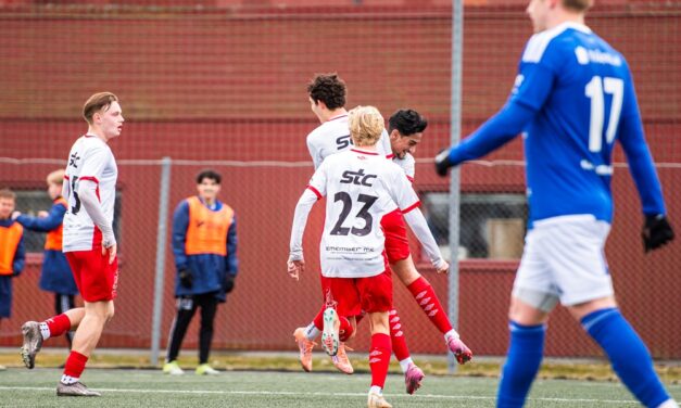 Stark seger i premiären!