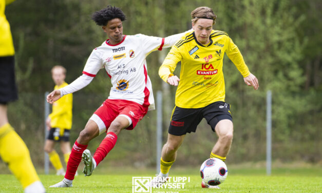 Effektivt TFK tog tre poäng – se bilderna från matchen mot Vara SK